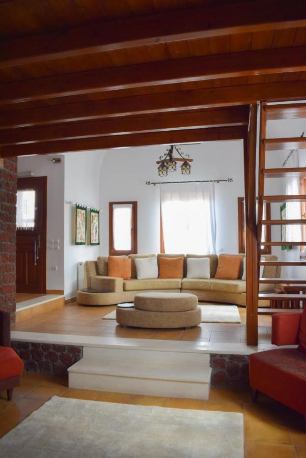 Sunshine House For 9, Cozy Set Up,Verandas, Sea View. Karterados  Exteriér fotografie