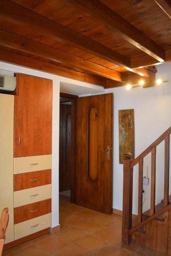 Sunshine House For 9, Cozy Set Up,Verandas, Sea View. Karterados  Exteriér fotografie