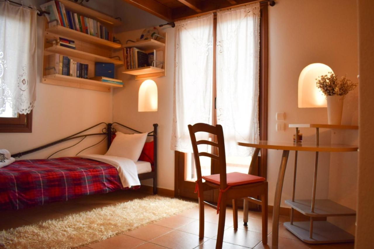 Sunshine House For 9, Cozy Set Up,Verandas, Sea View. Karterados  Exteriér fotografie