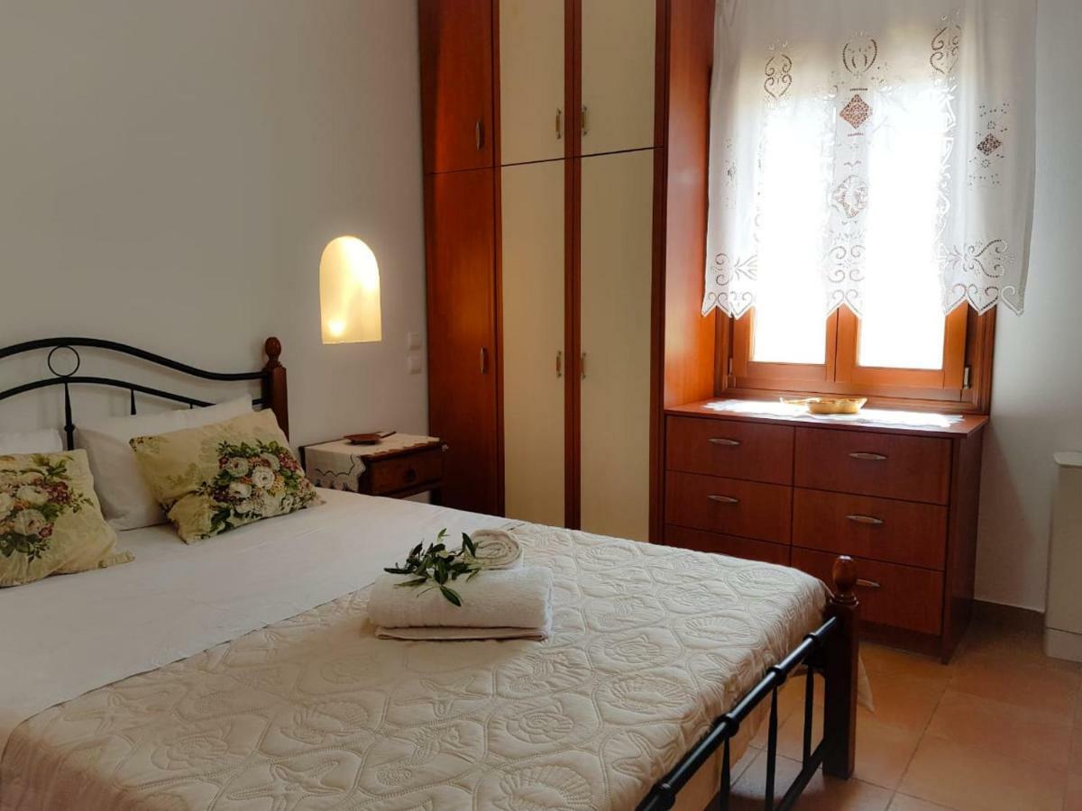 Sunshine House For 9, Cozy Set Up,Verandas, Sea View. Karterados  Exteriér fotografie