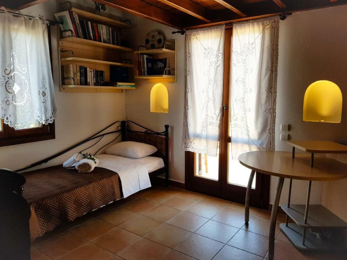 Sunshine House For 9, Cozy Set Up,Verandas, Sea View. Karterados  Exteriér fotografie